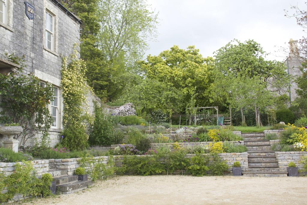 Roundhill Farmhouse Kelston Exterior photo